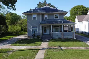 215 W Jones St, Milford, IL 60953 - Photo 1