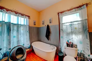 215 W Jones St, Milford, IL 60953 - Photo 35
