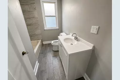 5449 W Melrose Street, Chicago, IL 60641 - Photo 9