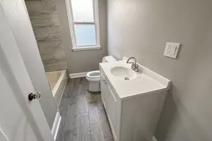 5449 W Melrose St, Chicago, IL 60641 - Photo 9