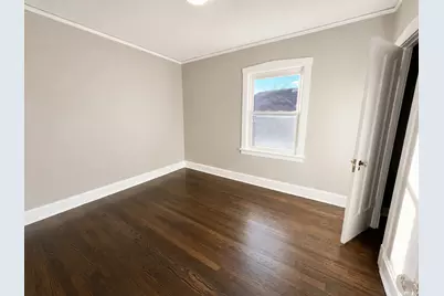 5449 W Melrose Street, Chicago, IL 60641 - Photo 11