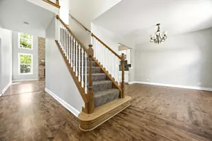 1497 Lilac Dr, Crystal Lake, IL 60014 - Photo 5