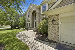 1497 Lilac Dr, Crystal Lake, IL 60014 - Photo 3