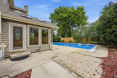 1497 Lilac Drive, Crystal Lake, IL 60014 - Photo 39
