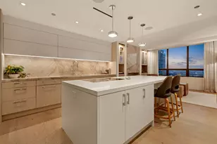180 E Pearson St, Chicago, IL 60611 - Photo 41