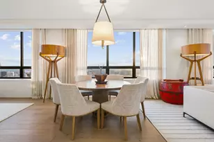 180 E Pearson St, Chicago, IL 60611 - Photo 7