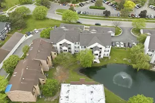 150 S Waters Edge Dr, Glendale Heights, IL 60139 - Photo 17