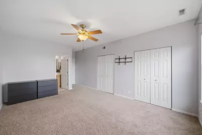 150 S Waters Edge Drive #F, Glendale Heights, IL 60139 - Photo 11
