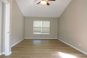 2906 Glenarye Dr, Lindenhurst, IL 60046 - Photo 27
