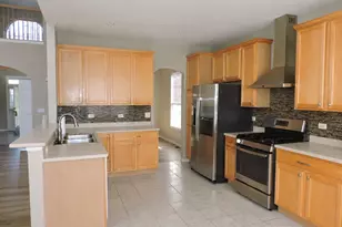 2906 Glenarye Dr, Lindenhurst, IL 60046 - Photo 13