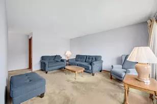 5918 S Mason Ave, Chicago, IL 60638 - Photo 3