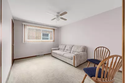 5918 S Mason Avenue, Chicago, IL 60638 - Photo 5