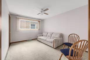 5918 S Mason Ave, Chicago, IL 60638 - Photo 5