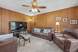 172 N Ashbury Ave, Bolingbrook, IL 60440 - Photo 11