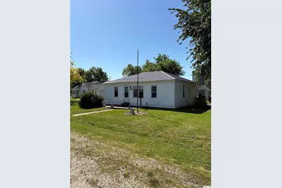 204 W Main Cross, Timewell, IL 62375 - Photo 1