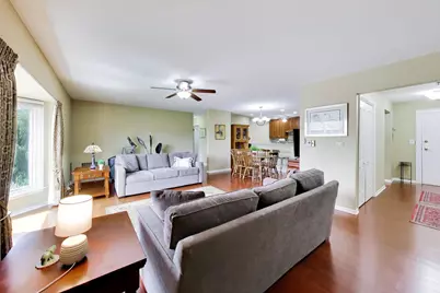 [Address not provided], Park Ridge, IL 60068 - Photo 9