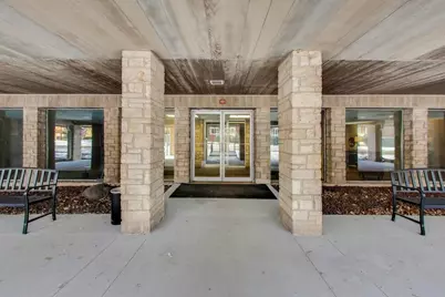 [Address not provided], Park Ridge, IL 60068 - Photo 3