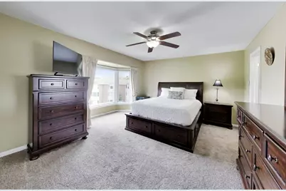 [Address not provided], Park Ridge, IL 60068 - Photo 17