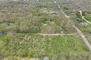 309 Three Oaks Rd, Cary, IL 60013 - Photo 61