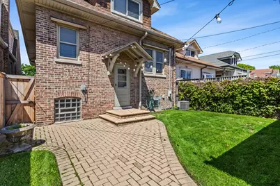 1719 N Newcastle Avenue, Chicago, IL 60707 - Photo 23