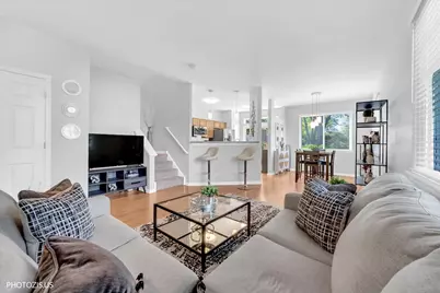 2952 Waters Edge Circle #2952, Aurora, IL 60504 - Photo 9
