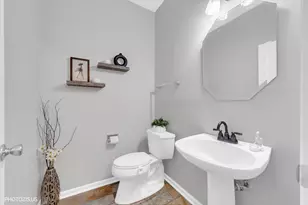 2952 Waters Edge Cir, Aurora, IL 60504 - Photo 25