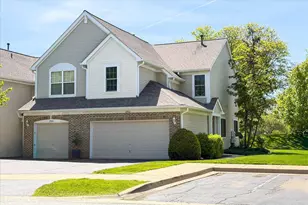 2952 Waters Edge Cir, Aurora, IL 60504 - Photo 1