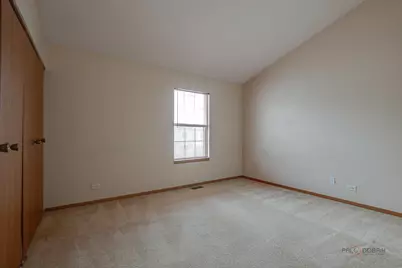 614 Le Parc Circle #22-2, Buffalo Grove, IL 60089 - Photo 17