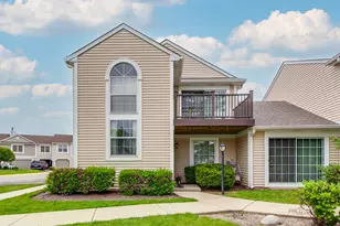 614 Le Parc Cir, Buffalo Grove, IL 60089 - Photo 1