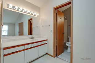 614 Le Parc Cir, Buffalo Grove, IL 60089 - Photo 21