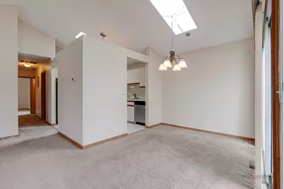 614 Le Parc Circle #22-2, Buffalo Grove, IL 60089 - Photo 13