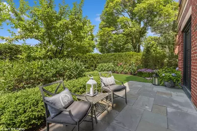 727 N McKinley Road #100, Lake Forest, IL 60045 - Photo 35