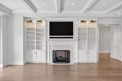 727 N McKinley Road #100, Lake Forest, IL 60045 - Photo 5