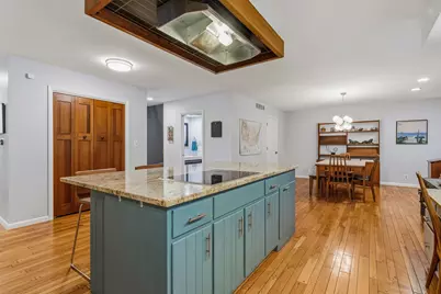 905 Barclay Court, Champaign, IL 61821 - Photo 13