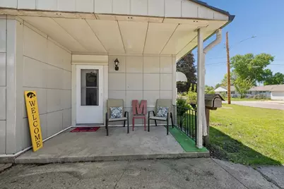 34 S Rosedale Avenue, Aurora, IL 60506 - Photo 3