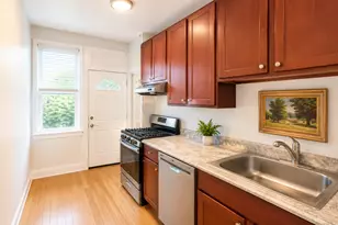 2348 W Addison St, Chicago, IL 60618 - Photo 5