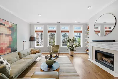 367 W Superior Street #B, Chicago, IL 60654 - Photo 5