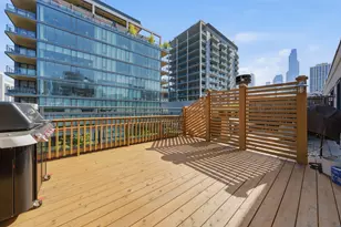 367 W Superior St, Chicago, IL 60654 - Photo 27