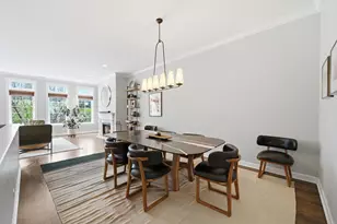 367 W Superior St, Chicago, IL 60654 - Photo 3
