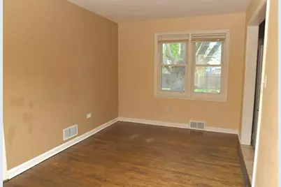 1325 Glenn Drive, North Chicago, IL 60064 - Photo 13