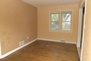 1325 Glenn Dr, North Chicago, IL 60064 - Photo 13