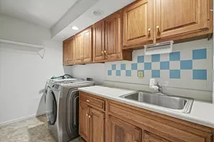2032 Bentbrook Dr, Champaign, IL 61822 - Photo 39