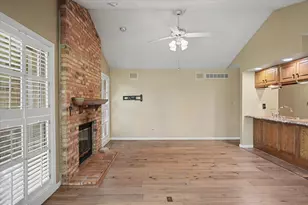 2032 Bentbrook Dr, Champaign, IL 61822 - Photo 17