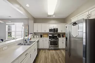 13243 Sierra Glen Rd, Huntley, IL 60142 - Photo 3