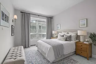 250 E Pearson St, Chicago, IL 60611 - Photo 11