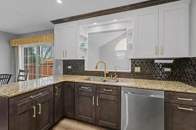 1903 N Evergreen Avenue, Arlington Heights, IL 60004 - Photo 7