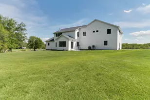 7845 Fitzgerald Rd, Clifton, IL 61727 - Photo 71