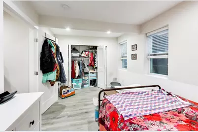 2021 W Shakespeare Avenue #CH1, Chicago, IL 60647 - Photo 9