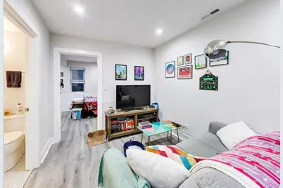 2021 W Shakespeare Avenue #CH1, Chicago, IL 60647 - Photo 3