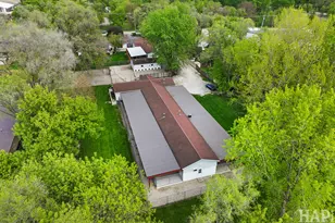 4403 Roberts Rd, Island Lake, IL 60042 - Photo 9